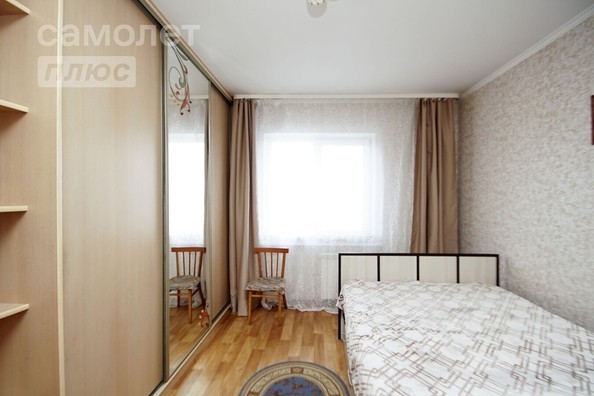 
   Продам 2-комнатную, 52.8 м², Дмитриева ул, 1/2

. Фото 7.
