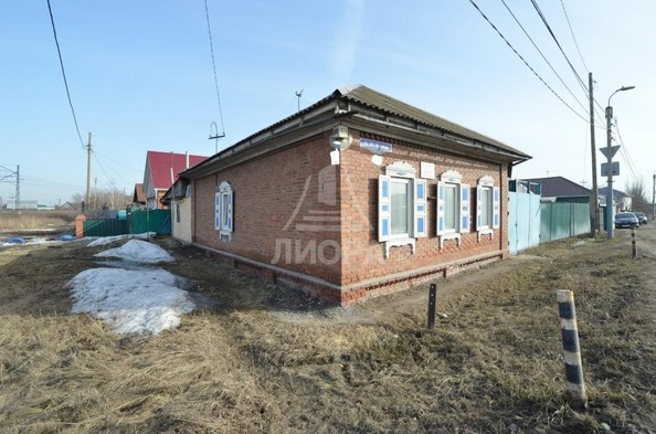 
   Продам дом, 108 м², Омск

. Фото 2.