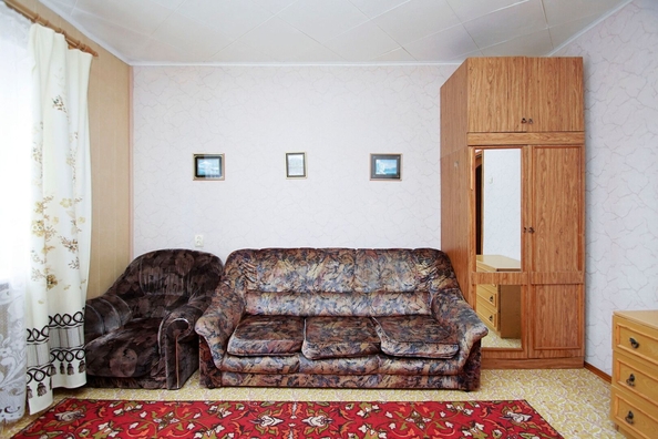 
   Продам 2-комнатную, 53 м², Рокоссовского ул, 10

. Фото 3.