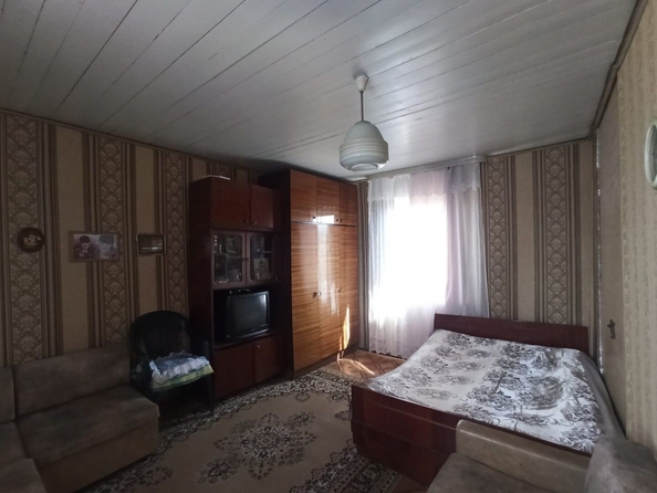 
   Продам дом, 48 м², Омск

. Фото 3.