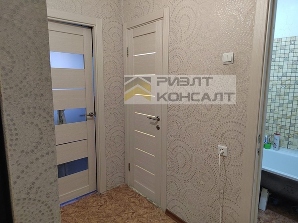 
   Продам 2-комнатную, 53 м², Осоавиахимовская ул, 183к1

. Фото 3.