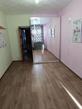 
   Продам 3-комнатную, 57.5 м², Крутогорская 1-я ул, 14

. Фото 4.
