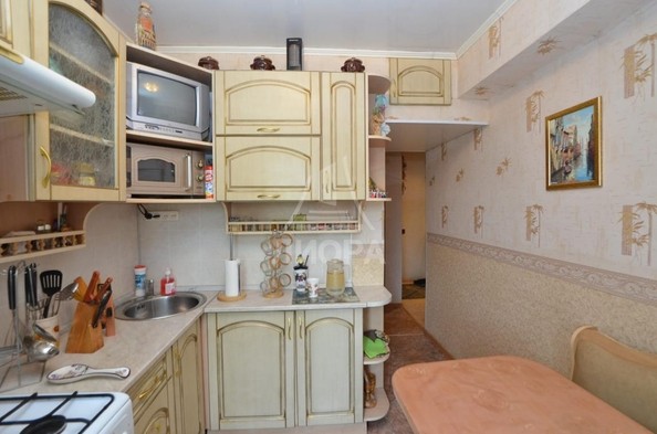 
   Продам 2-комнатную, 41.2 м², Багратиона ул, 9

. Фото 6.