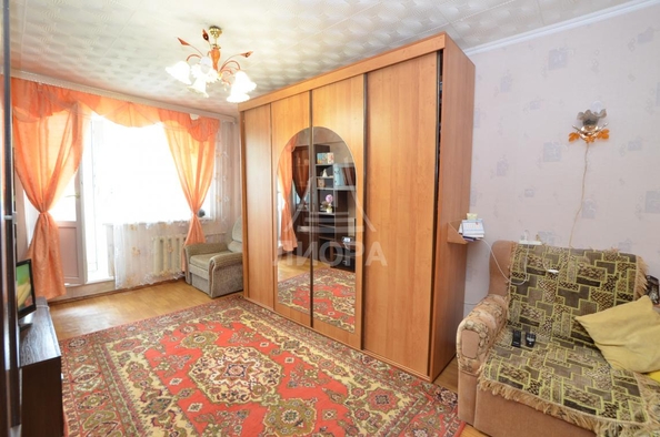 
   Продам 1-комнатную, 37.3 м², Станционная 1-я ул, 3

. Фото 1.