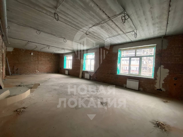 
   Сдам торговое помещение, 450 м², Тухачевского наб, 12

. Фото 2.