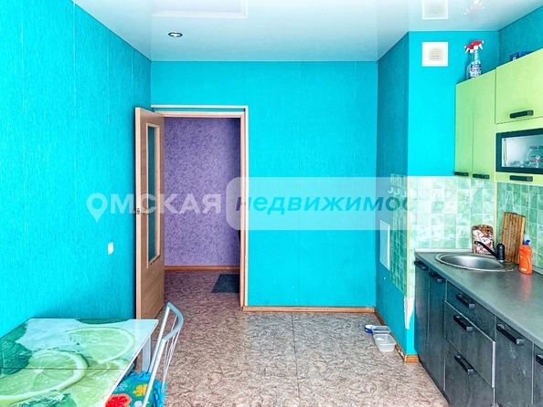 
   Продам 3-комнатную, 70.3 м², Стороженко ул, 25/9

. Фото 4.