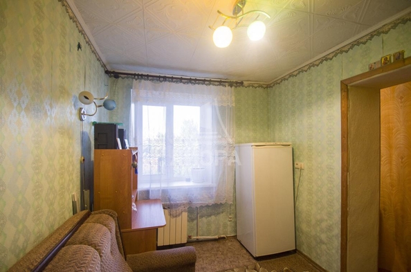 
   Продам 3-комнатную, 44 м², Марка Никифорова ул, 3

. Фото 3.