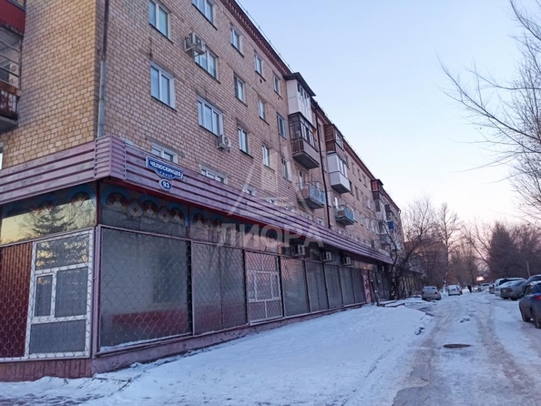 
   Продам 1-комнатную, 31 м², Челюскинцев ул, 93

. Фото 2.