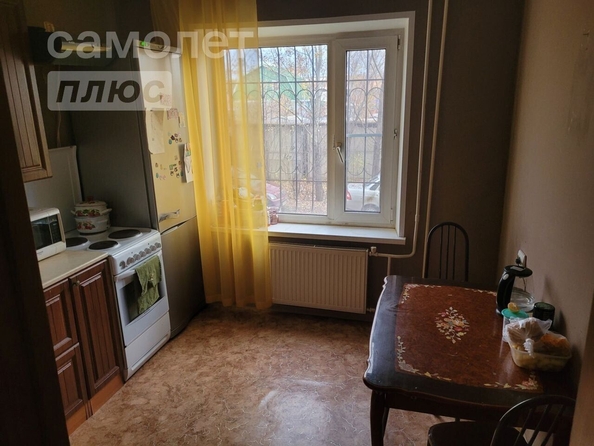 
   Продам 2-комнатную, 53 м², Кузнецова ул, 12

. Фото 4.