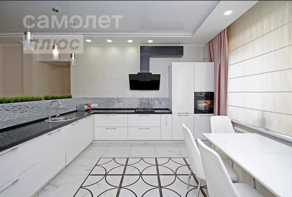 
   Продам 3-комнатную, 119.6 м², Тютчева ул, 6

. Фото 10.