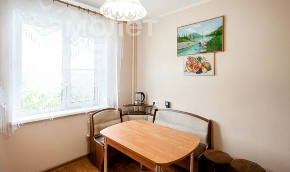 
   Продам 3-комнатную, 75 м², Лукашевича ул, 14/3

. Фото 4.