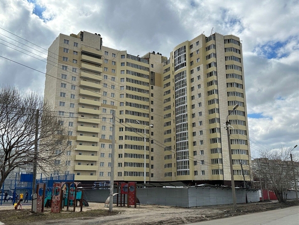 
   Продам 2-комнатную, 60 м², Рабочая 10-я ул, 68

. Фото 9.