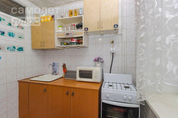 
   Продам 2-комнатную, 43.8 м², Перелета ул, 6

. Фото 2.