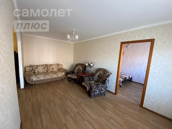 
   Продам 2-комнатную, 43 м², Всеволода Иванова ул, 1

. Фото 5.