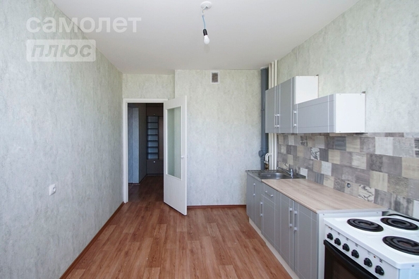 
   Продам 1-комнатную, 47 м², Орджоникидзе ул, 268

. Фото 3.