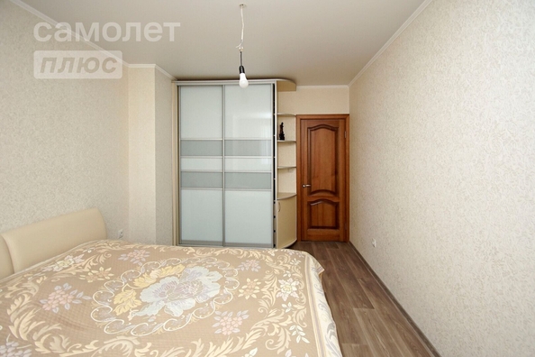 
   Продам 2-комнатную, 61.9 м², Архитекторов б-р, 8

. Фото 2.