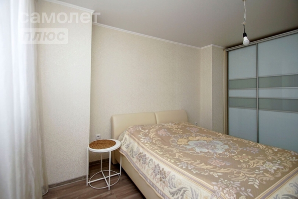 
   Продам 2-комнатную, 61.9 м², Архитекторов б-р, 8

. Фото 5.