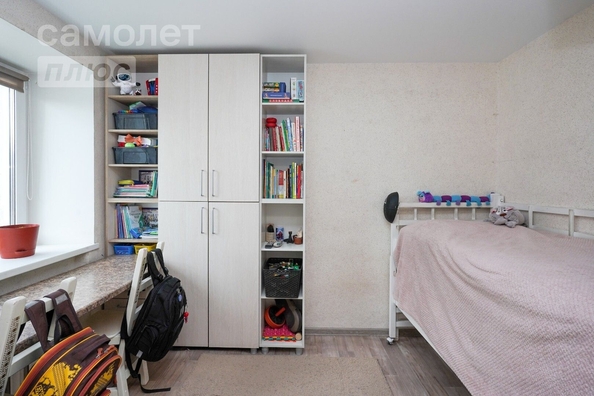 
   Продам 2-комнатную, 42 м², Молодогвардейская ул, 11

. Фото 3.