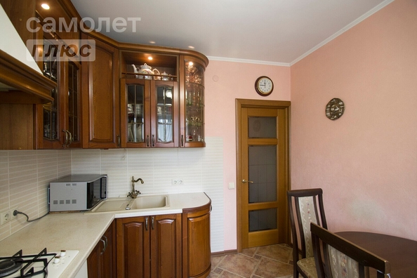 
   Продам 3-комнатную, 63 м², Дианова ул, 7

. Фото 1.