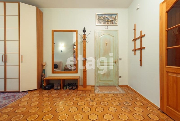 
   Продам 3-комнатную, 138 м², Лермонтова ул, 24

. Фото 3.