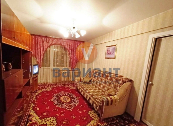 
   Продам 3-комнатную, 49 м², Энтузиастов пер, 11В

. Фото 3.