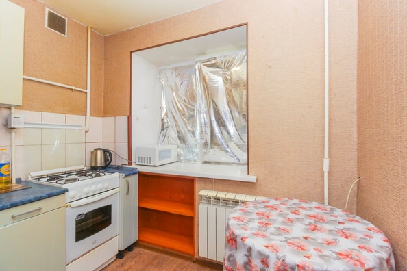 
   Продам 1-комнатную, 29.5 м², Багратиона ул, 6

. Фото 1.