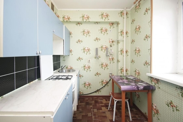 
   Продам 1-комнатную, 28.4 м², Перелета ул, 20

. Фото 2.