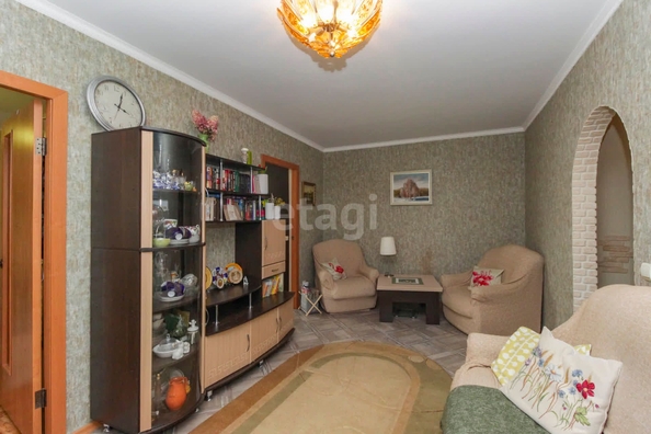 
   Продам 4-комнатную, 64.7 м², Рокоссовского ул, 10/1

. Фото 4.