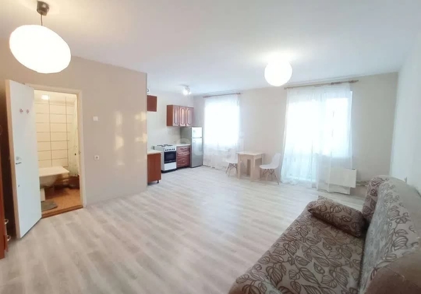 
   Продам студию, 33 м², Тарская ул, 259к1

. Фото 5.