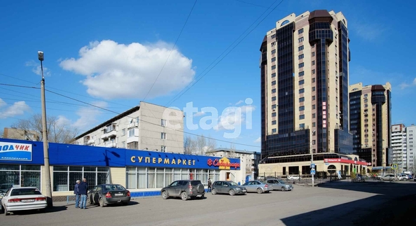 
   Продам 3-комнатную, 60 м², Сулеймана Стальского ул, 9

. Фото 2.