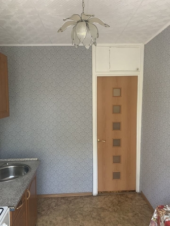 
   Продам 3-комнатную, 61 м², Заозерная 10-я ул, 22/1

. Фото 4.