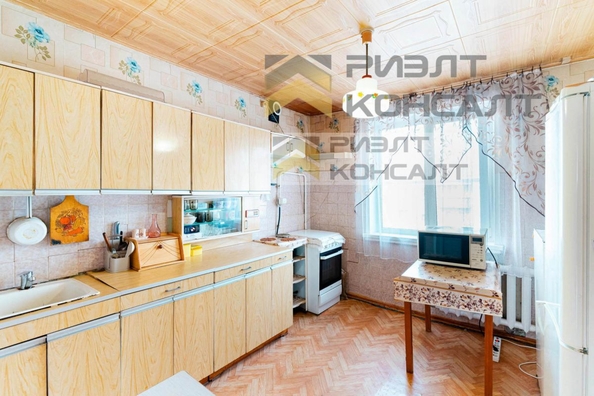 
   Продам 3-комнатную, 69 м², Бородина ул, 15

. Фото 1.