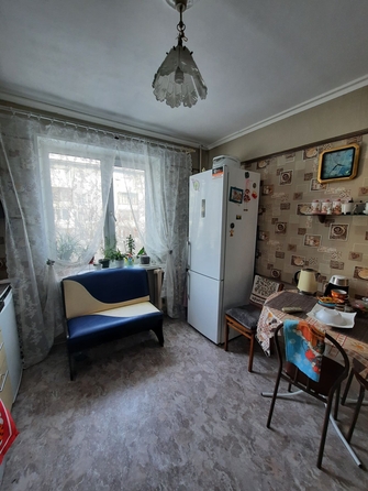 
   Продам 3-комнатную, 71 м², Химиков ул, 16/2

. Фото 6.