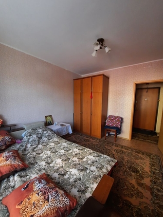 
   Продам 2-комнатную, 55.4 м², Заозерная 10-я ул, 21

. Фото 3.