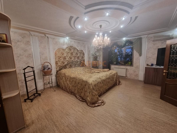 
   Продам 3-комнатную, 134.3 м², Перелета ул, 18

. Фото 3.