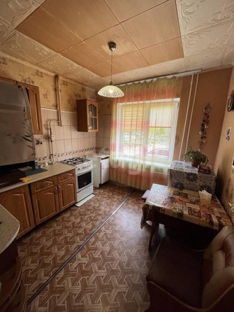 
   Продам 3-комнатную, 72.6 м², Лукашевича ул, 27

. Фото 2.