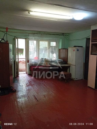 
   Продам секционку, 13 м², Декабристов ул, 155А

. Фото 2.