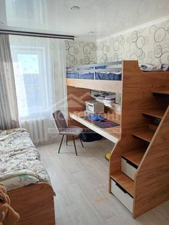 
   Продам 2-комнатную, 50 м², Мира ул (Майский п), 2

. Фото 3.