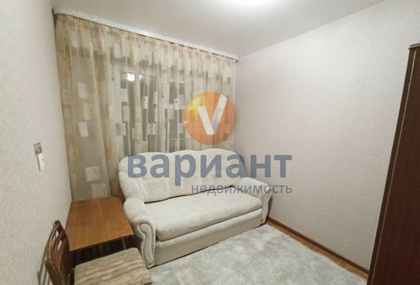 
   Продам 3-комнатную, 49 м², Энтузиастов пер, 11В

. Фото 3.