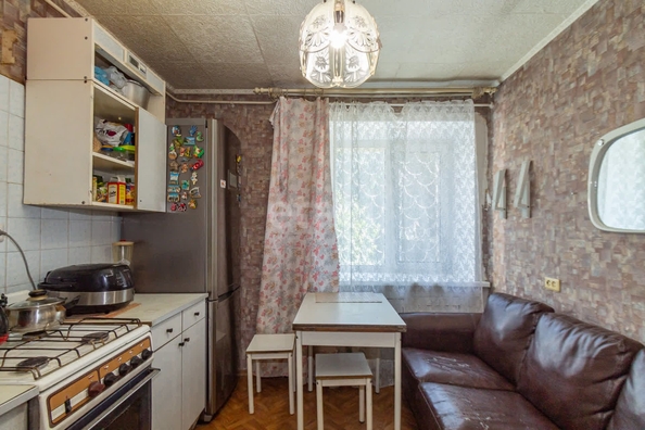 
   Продам 2-комнатную, 50.3 м², 50 лет Профсоюзов ул, 107/1

. Фото 7.