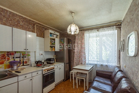 
   Продам 2-комнатную, 50.3 м², 50 лет Профсоюзов ул, 107/1

. Фото 8.