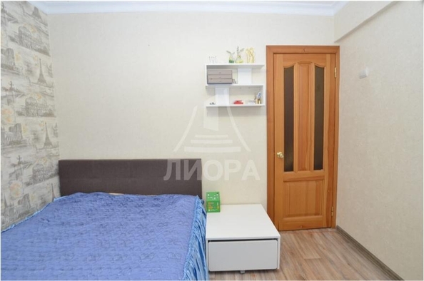 
  Сдам в аренду 3-комнатную квартиру, 70 м², Омск

. Фото 6.