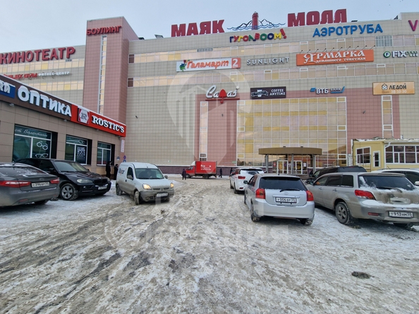 
   Сдам торговое помещение, 250 м², Комарова пр-кт, 8к1

. Фото 4.