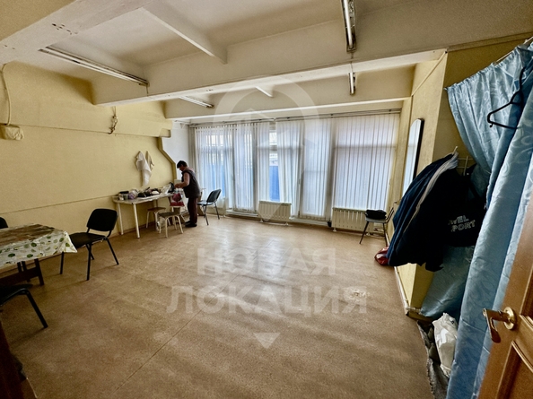 
   Сдам помещение свободного назначения, 720 м², Северная 33-я ул, 95

. Фото 28.