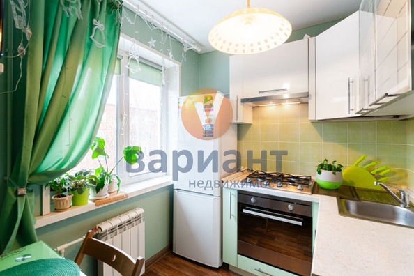 
   Продам 4-комнатную, 61 м², Масленникова ул, 9В

. Фото 4.