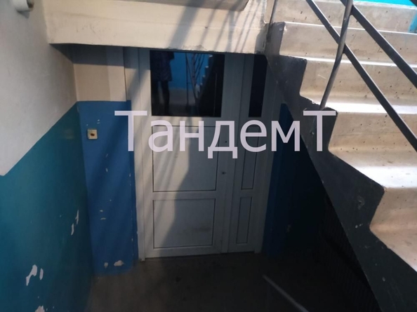 
   Продам 1-комнатную, 37 м², Малиновского ул, 14к1

. Фото 2.