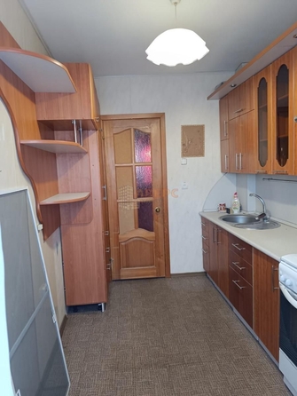 
   Продам 3-комнатную, 57.5 м², Крутогорская 1-я ул, 14

. Фото 1.