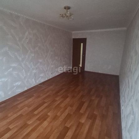 
   Продам 2-комнатную, 48 м², 

. Фото 6.