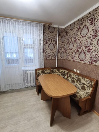 
  Сдам в аренду 2-комнатную квартиру, 62.5 м², Омск

. Фото 4.