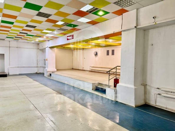 
  Сдается торговая площадь, 424 м², Богдана Хмельницкого ул, д. 214
. Фото 6.